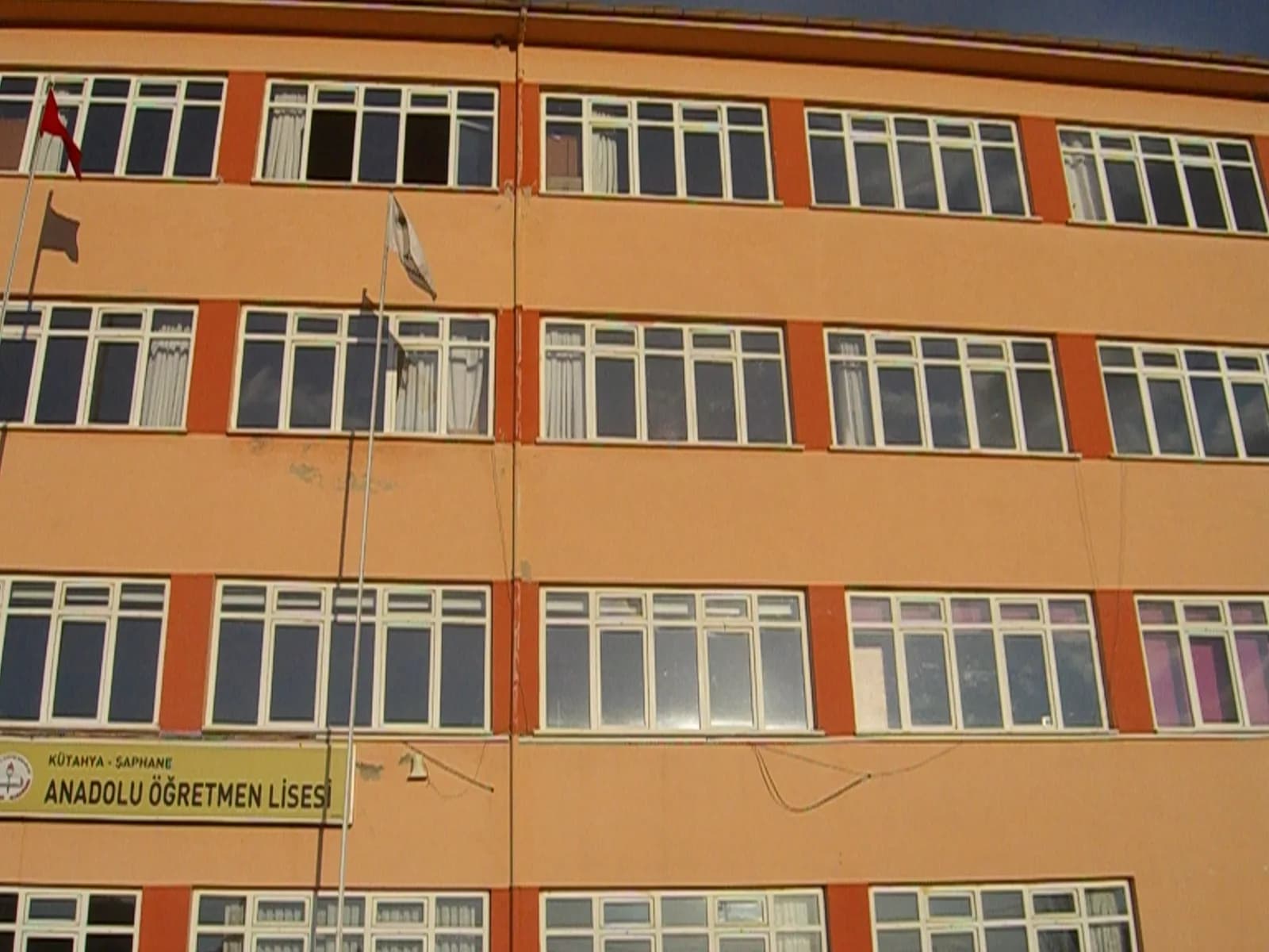 Şaphane Anadolu Öğretmen Lisesi Güçlendirme ve Onarım Çalışması 1