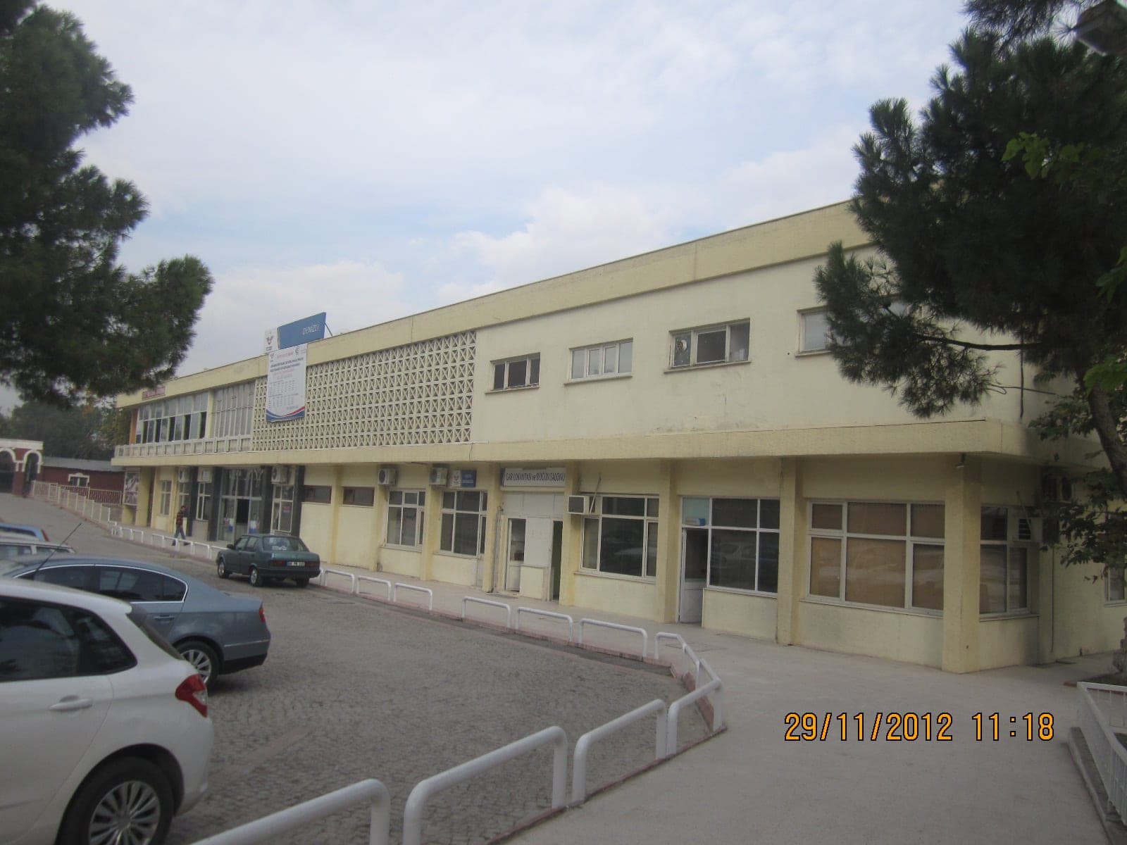 İstasyon Binası